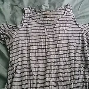 Cold shoulder top